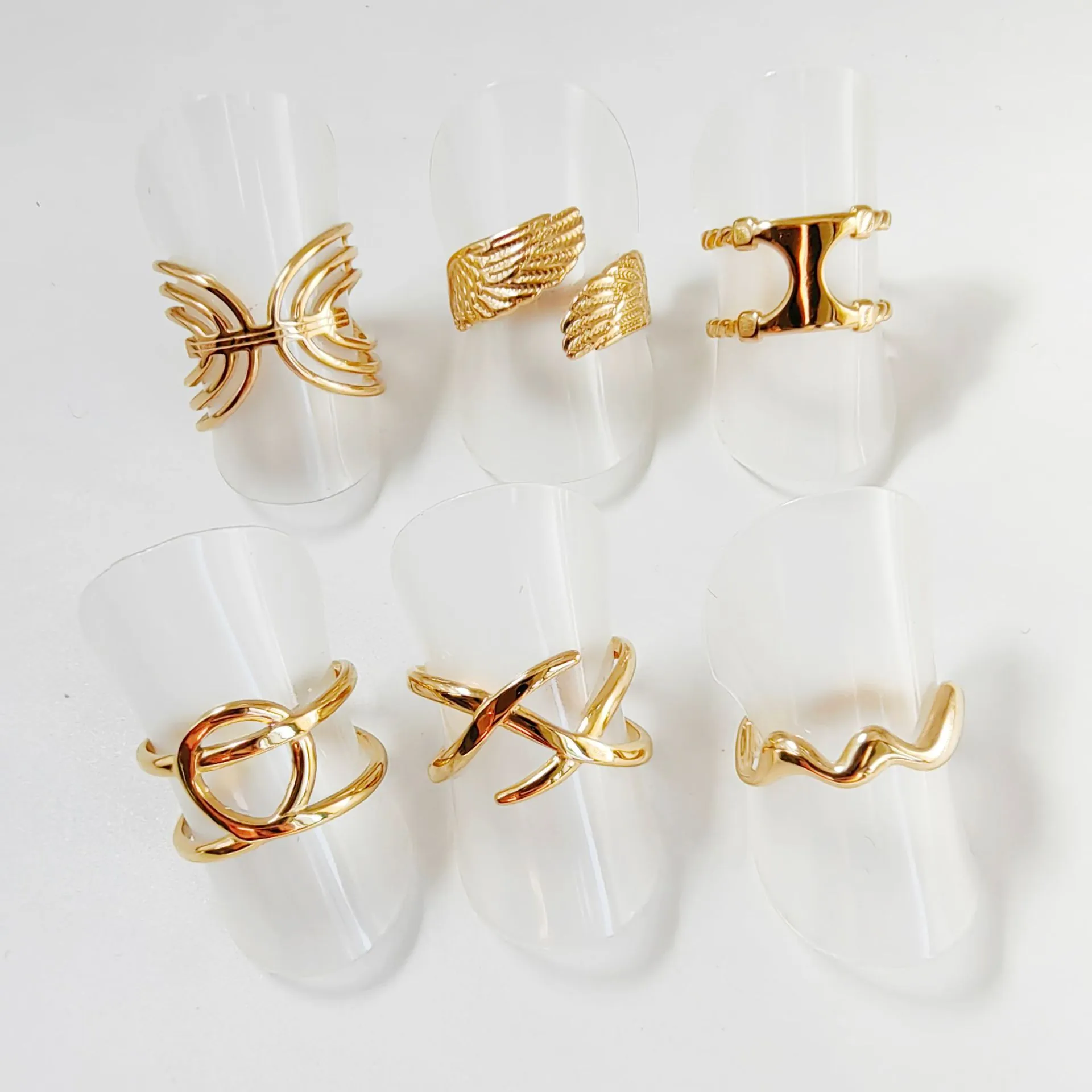 Vintage Stainless Steel Open Ring For Women Gold Plated Geometric Wing Fish Scale Hollow Out Adjustable Niche Design Finger Ring Jewelry