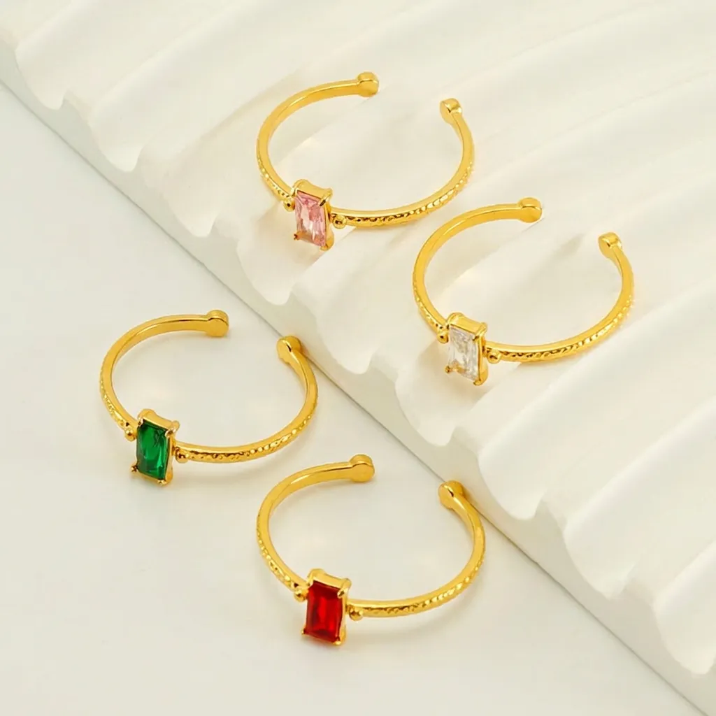 Bague Ouverte Zircon Rectangle Acier Inoxydable Plaqué Or 18K Ajustable Martelé Bijoux Géométriques Pour Femmes