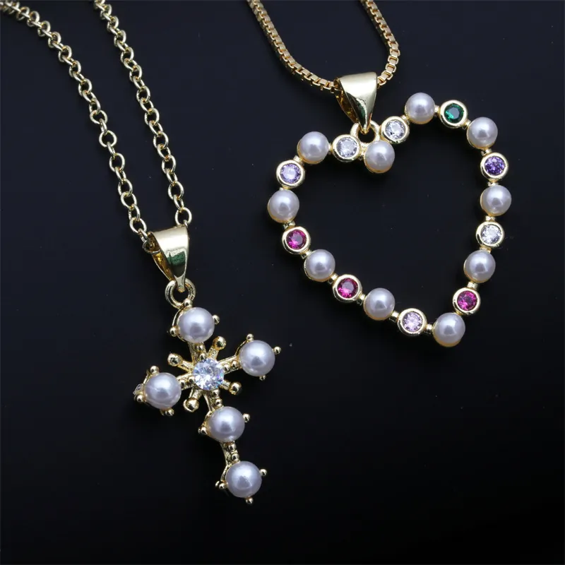 Collier Pendentif Croix Coeur En Cuivre Avec Künstliche Perle Et Zircone Cubique Colorée Bijoux Vintage Pour Femmes