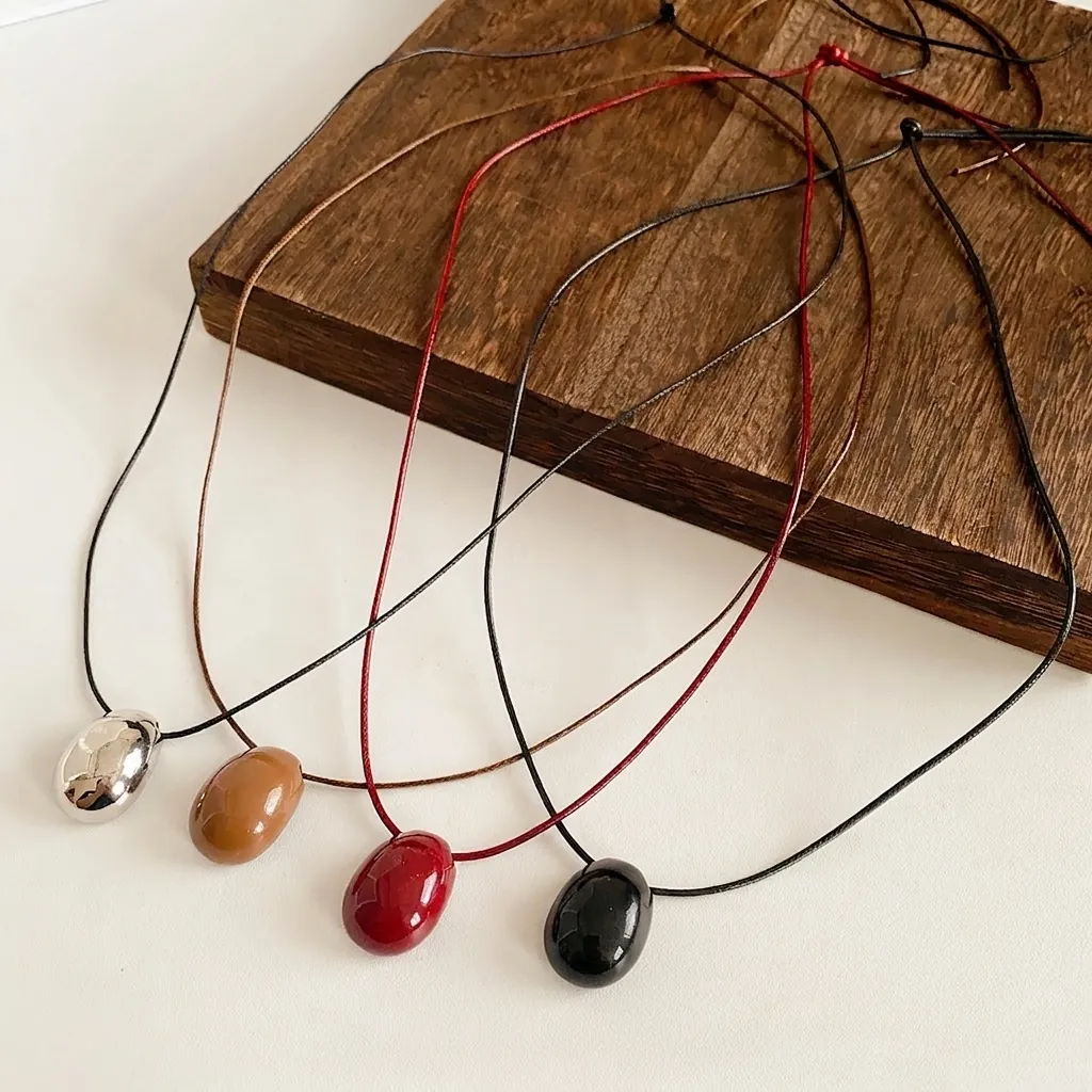 Collier Avec Pendentif Ovale En Forme De Galet En Alliage Brillant Cordon Ciré Réglable De Style Ethnique Pour Femme