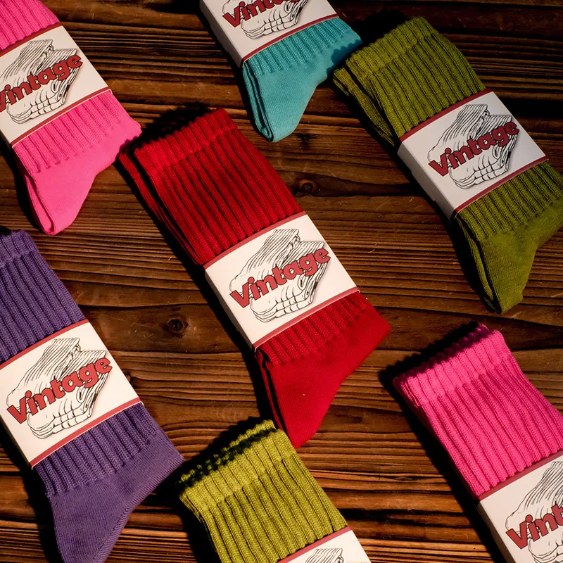 Chaussettes Plissées à Côtes Style Américain Vintage Hommes Femmes Coton Respirant Chaussettes Mi-hautes Couleur Unie Rayées
