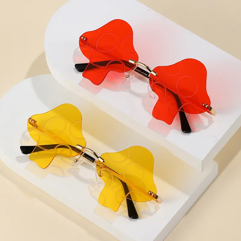 Mushroom Shaped Frameless Sunglasses Rimless Irregular Fashion Party Eyewear For Women Metal Temples Gradient
