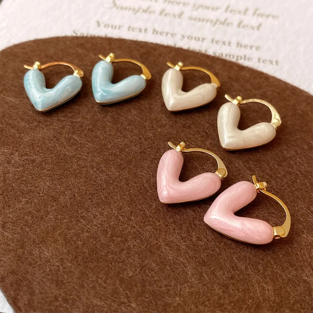 Boucles D'oreilles Créoles Coeur Plaqué Or Cuivre Émail Avec Tige En Argent Texture Marbre Bijoux Pour Femmes