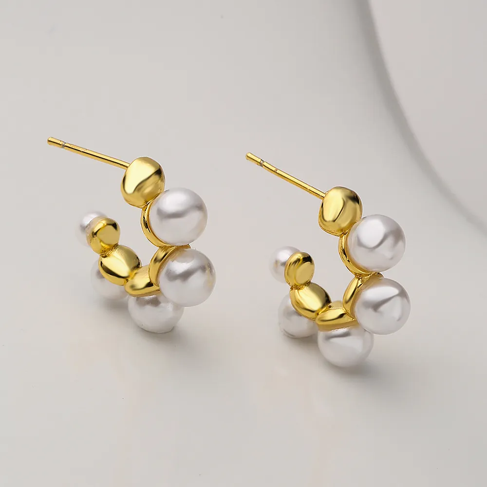 Elegant C Shape Hoop Stud Earrings For Women Copper With 18K Gold Plated White Imitation Artificial Pearl Geometric Minimalist