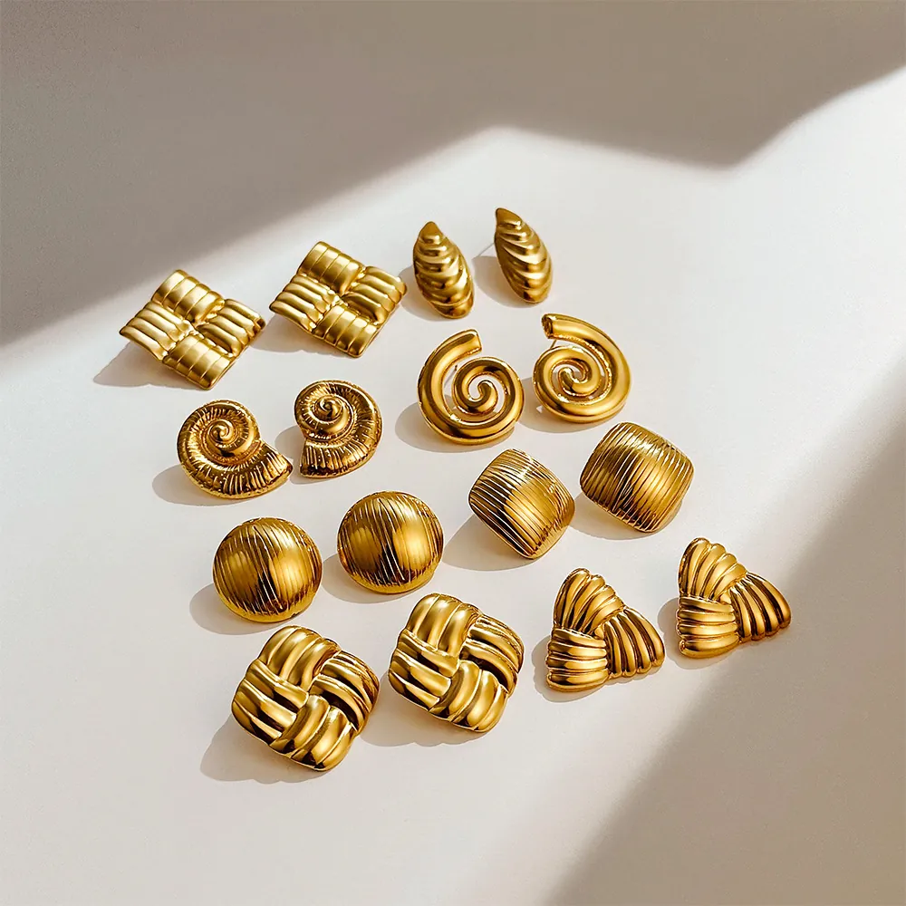 18K Gold Plated Stainless Steel Earrings Women Geometric Woven Heart Shell Rhinestone Textured Stud Earrings Jewelry