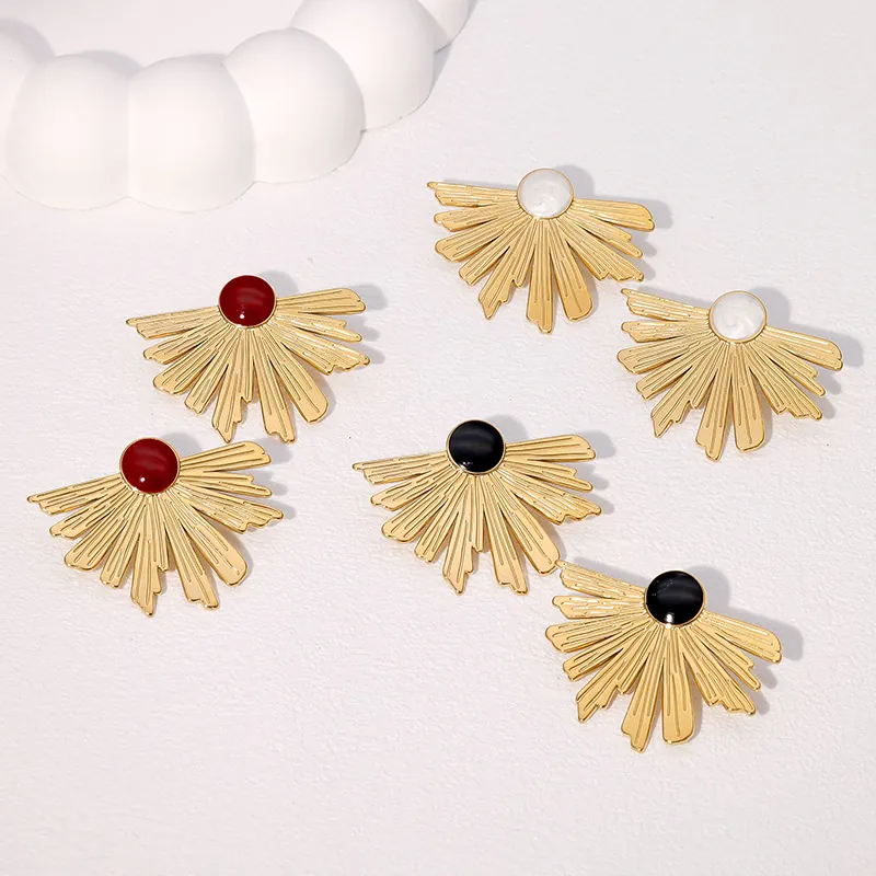 Stainless Steel Fan Shaped Stud Earrings 18K Gold Plated Geometric Radiating French Retro Style For Women
