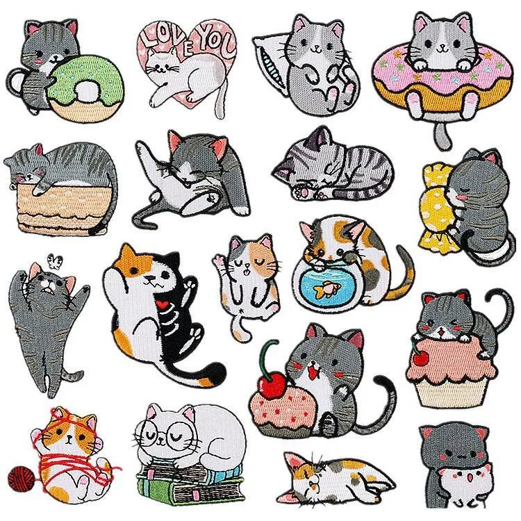 Cartoon Cat Embroidered Patches Rayon Iron On Applique Badge For Kids Clothing Bag Decoration Multiple Animal Styles DIY Sewing Patch