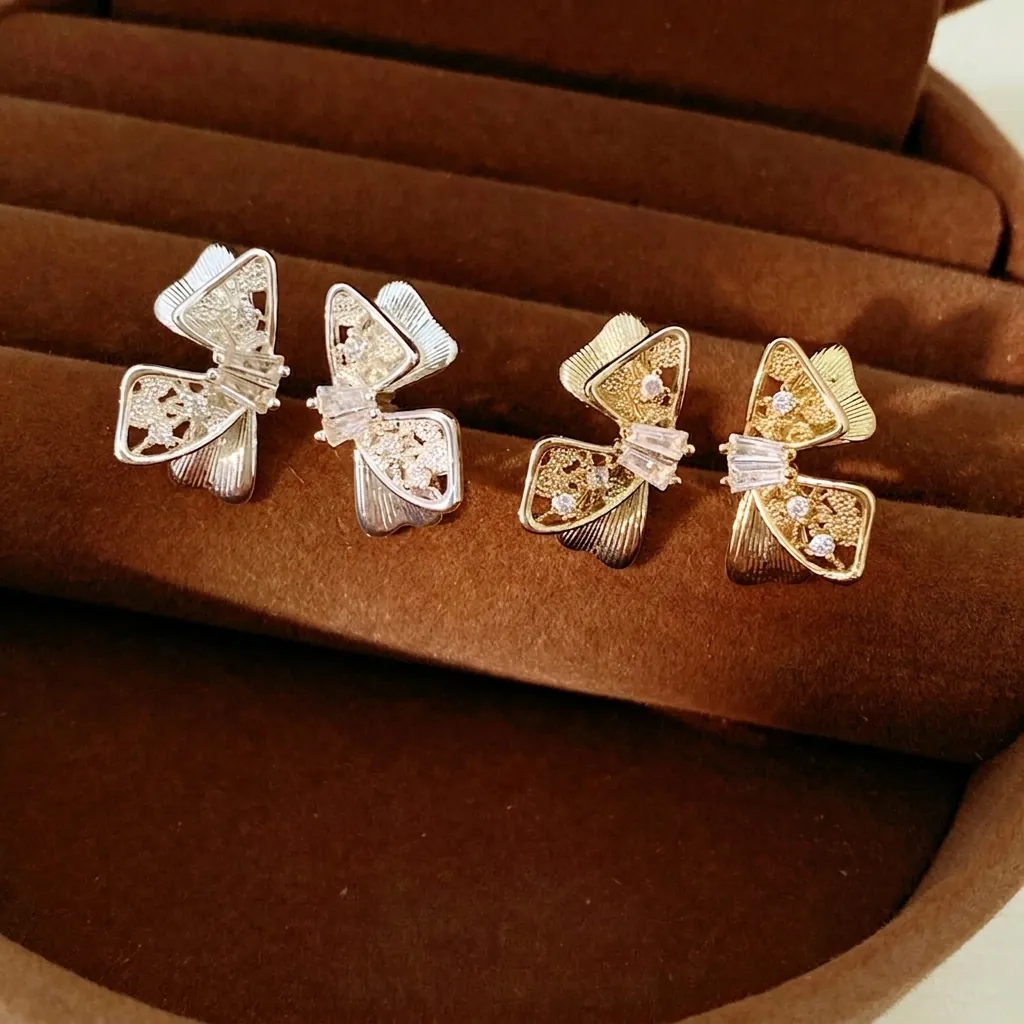 Boucles D'oreilles Papillon En Cuivre Avec Zircon Et Tige En Argent Design Ajouré Délicat Élégant Bijoux De Mode Pour Femmes