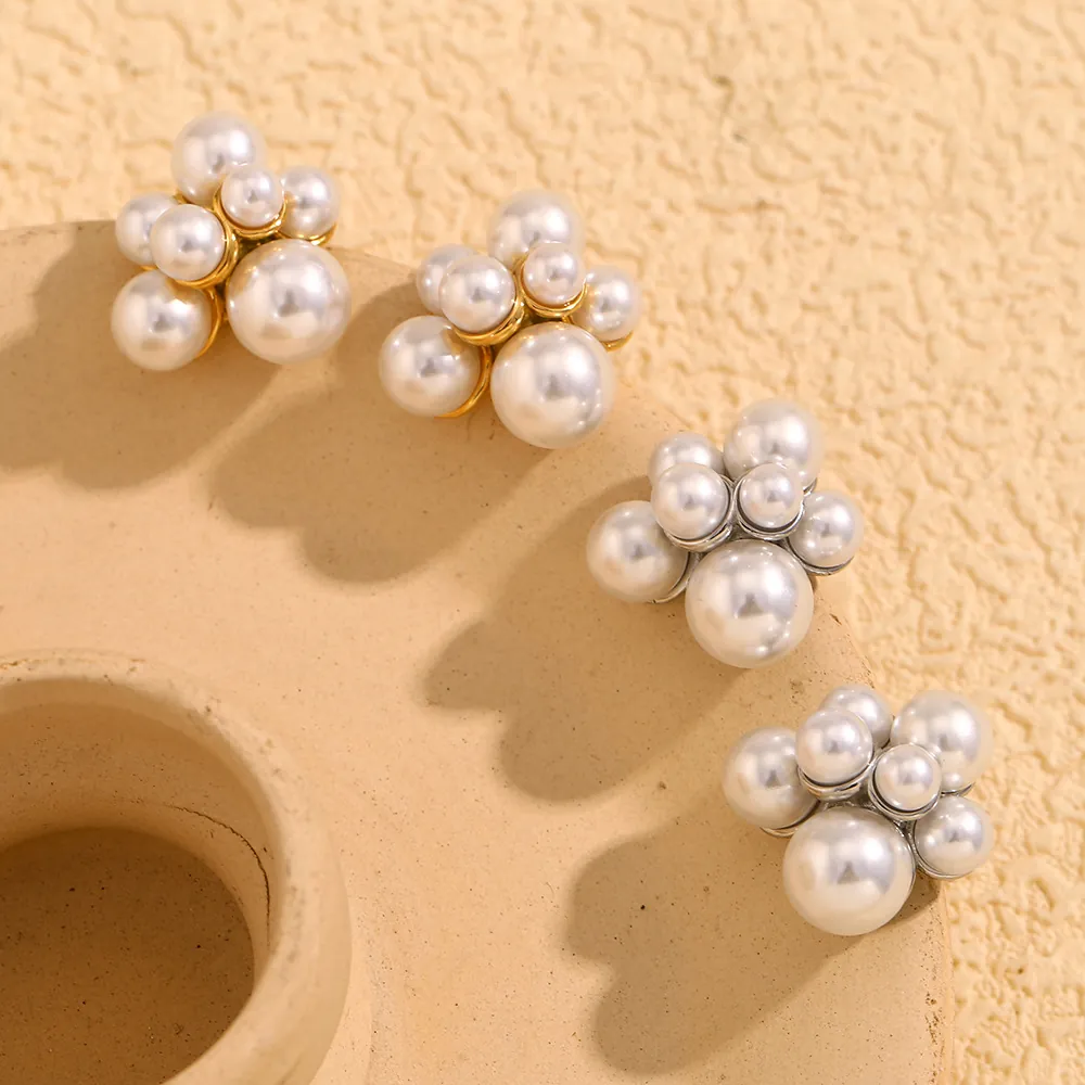 Artificial Pearl Grape Cluster Stud Earrings Stainless Steel 18K Gold Plated French Vintage Elegant Accessory For Women