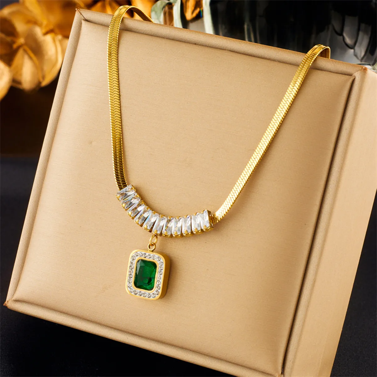 Collana Pendente Pietra Verde Quadrata In Acciaio Inossidabile Elegante Zircone Catena Serpente Piatta Da Donna Retrò