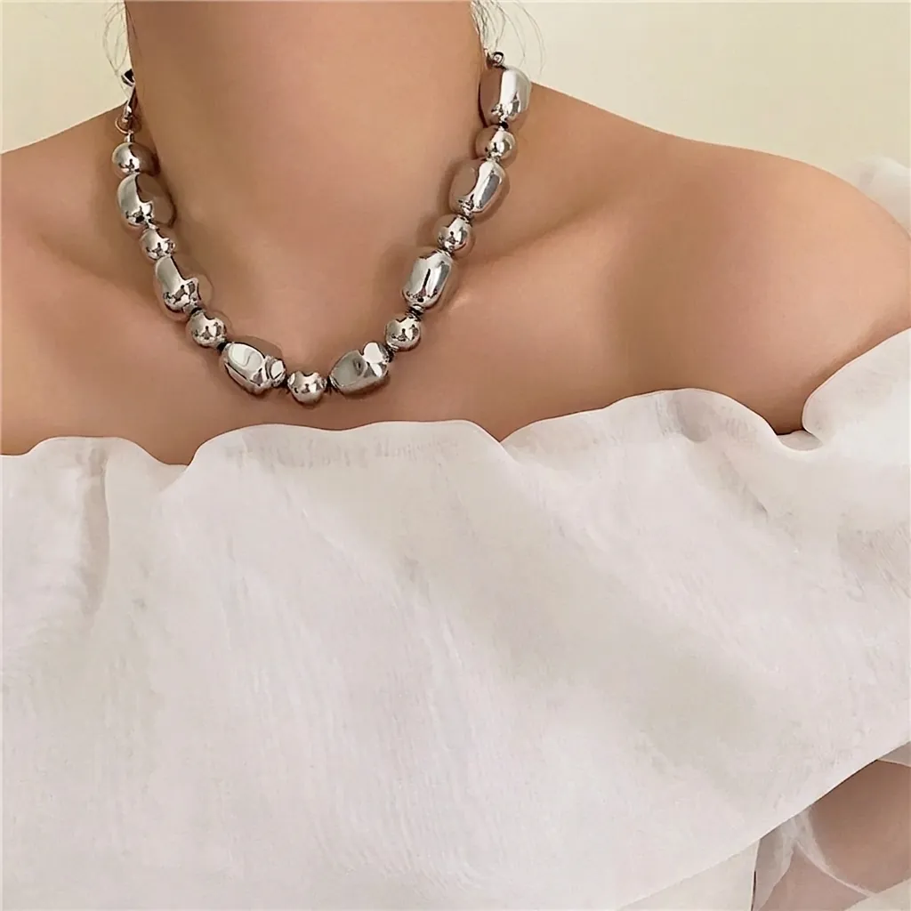 French Irregular Copper Beads Choker Necklace Minimalist Silver Plated Metal Ball Pendant Necklace For Women Party Jewelry
