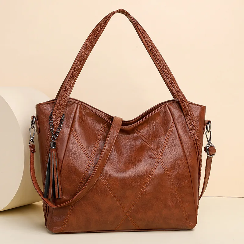 Large Capacity Women Handbag PU Leather Rhombic Stitching Braided Handle Tassel Charm Multi Pocket Shoulder Bag