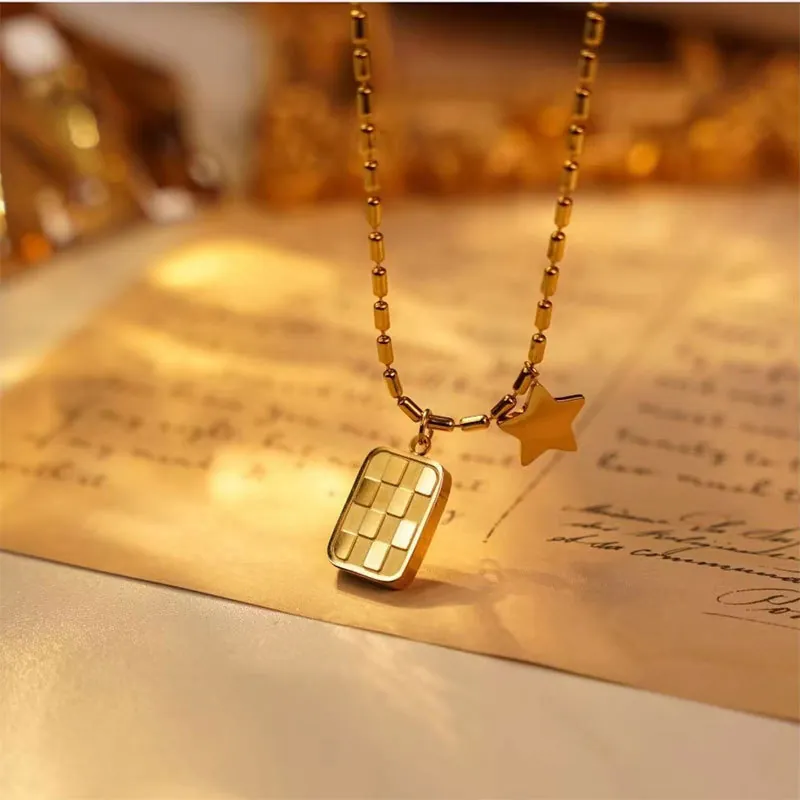 Fashion Titanium Steel Checkerboard Square Star Pendant Necklace For Women Retro 18K Gold Plated Bead Chain Jewelry Gift
