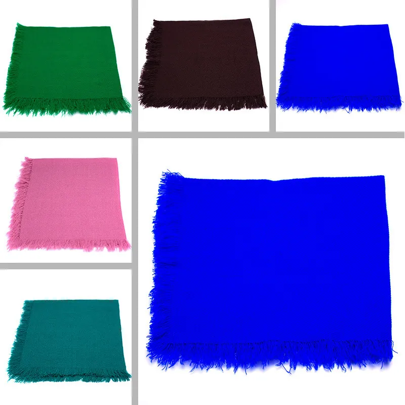 Sciarpa Quadrata in Maglia da Donna con Nappine Tinta Unita Foulard Caldo Stile Etnico Scialle Retrò per Anziane Uso Quotidiano All'aperto