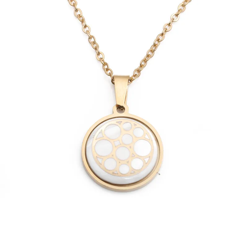 Collier Pendentif Fleur Ronde Minimaliste En Acier Inoxydable Plaqué Or Avec Incrustation De Coquille Design Pour Femmes