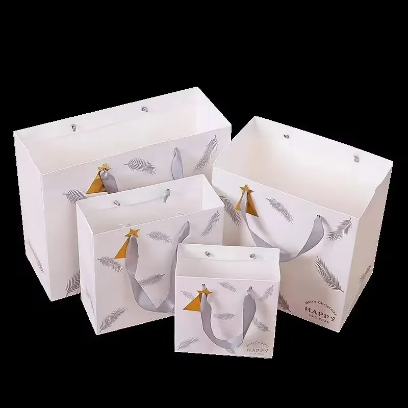 Christmas New Year Gift Bags White Cardboard Handbags With Feather Pattern Gold Star Pendants Grey Satin Ribbon Handles