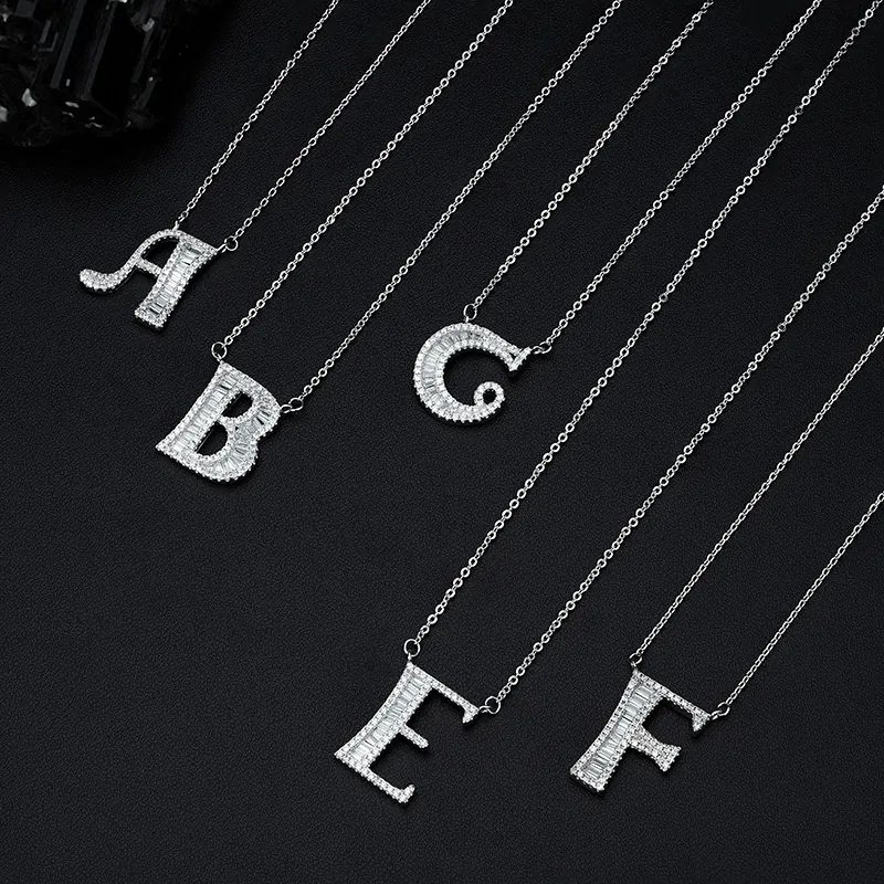 Fashion Stainless Steel Zirconia Initial Letter Pendant Necklace For Women Light Luxury Alphabet Clavicle Chain Jewelry Gift