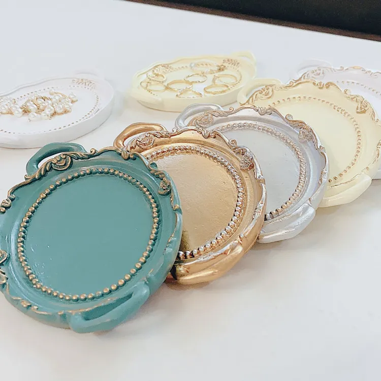 Plateau Bijoux En Résine Vintage Style Européen Assiette De Rangement Ovale Gaufrée Pour Boucles D'oreilles Accessoires Photo