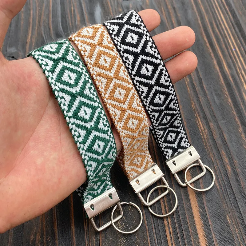 Bohemian Woven Keychain Wristlet Geometric Ethnic Pattern Cotton Fabric Metal Hook For Keys Backpacks