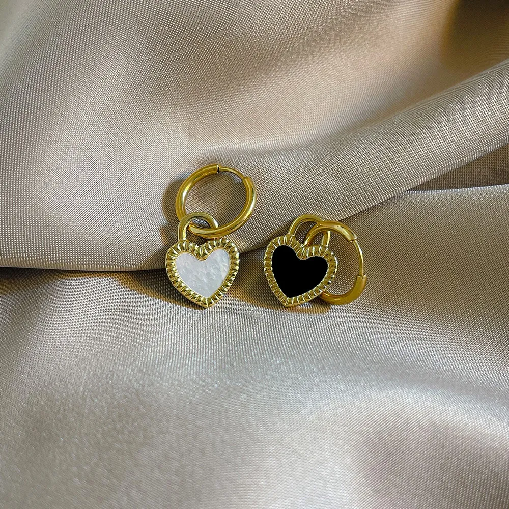 Vintage Hart Ring Oorbellen Titanium Staal Dubbelzijdig Zwart Wit Emaille Verguld Niche Sieraden Voor Dames