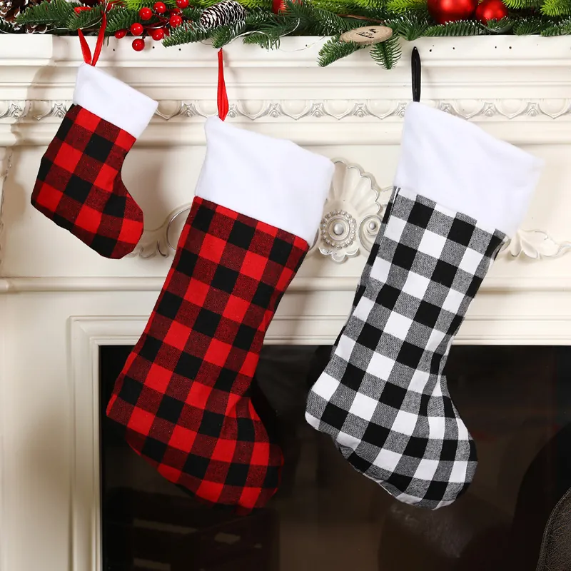 Buffalo Plaid Burlap Christmas Stocking With Plush Cuff Red Black Lattice Holiday Gift Bag Fireplace Hanging Decoration