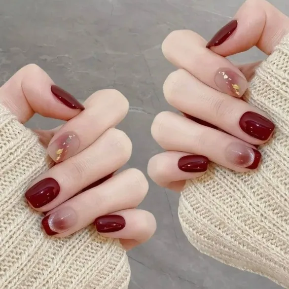Press On Nails Wine Red Gradient With Gold Foil Short Square Shape Artificial False Nails For Women Sweet Style