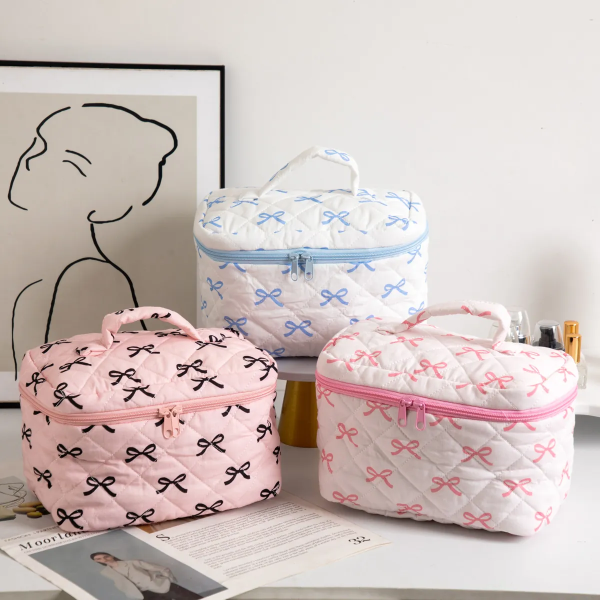 Quilted Cosmetic Bag Polyester Large Capacity Bow Pattern Travel Toiletry Makeup Organizer Portable For Women