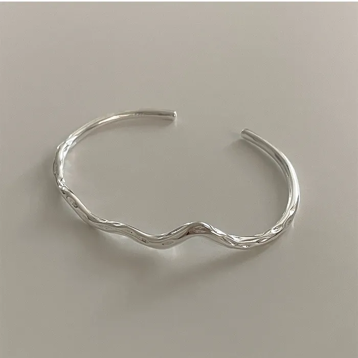 925 Sterling Silver Mobius Open Bangle For Women Minimalist Twisted Adjustable Bracelet Polished Fashion Jewelry Gift