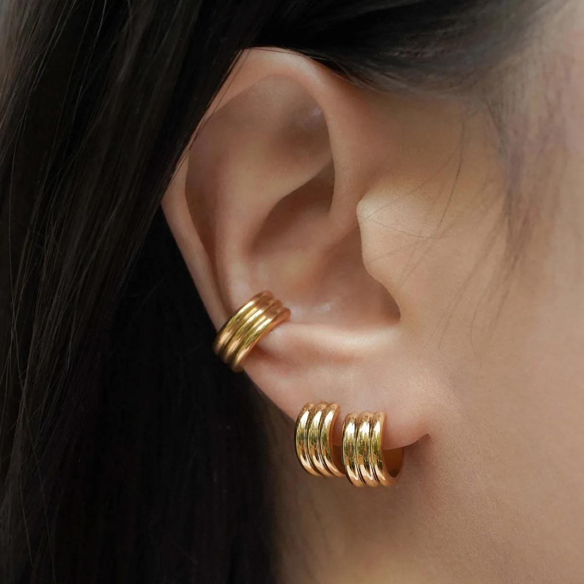 Orecchini a Cerchio a Triplo Strato in Rame Placcato Oro 18K per Donna Orecchini a Bottone Aperti a Forma di C Gioielli Geometrici