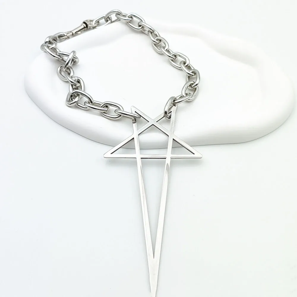 Retro Punk Inverted Pentagram Pendant Necklace For Men Alloy Vintage Star Gothic Hip Hop Style Jewelry Accessory