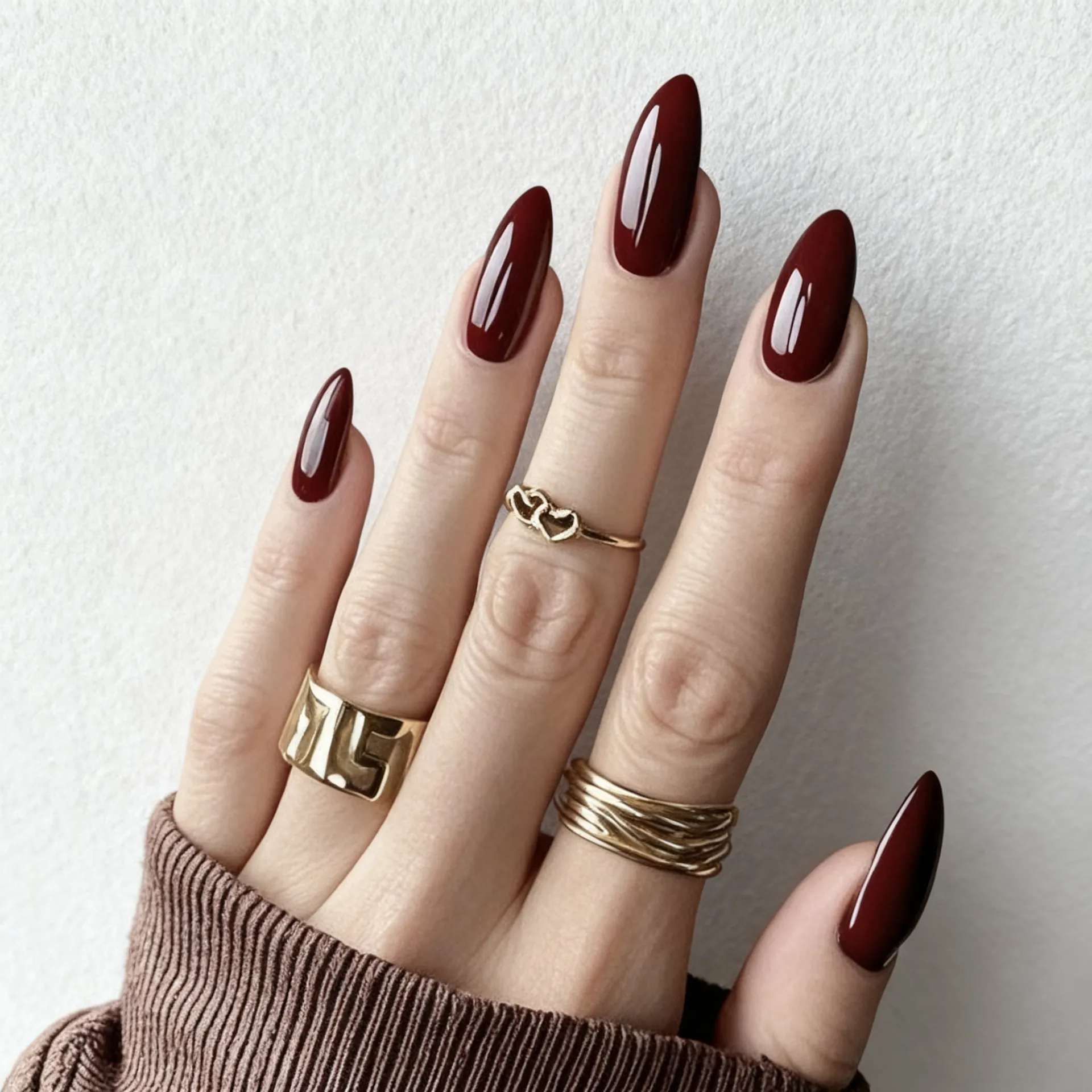 Faux Ongles Rouge Vin Brillants Forme Amande Plastique ABS Couverture Complète Manucure DIY Femmes Élégantes
