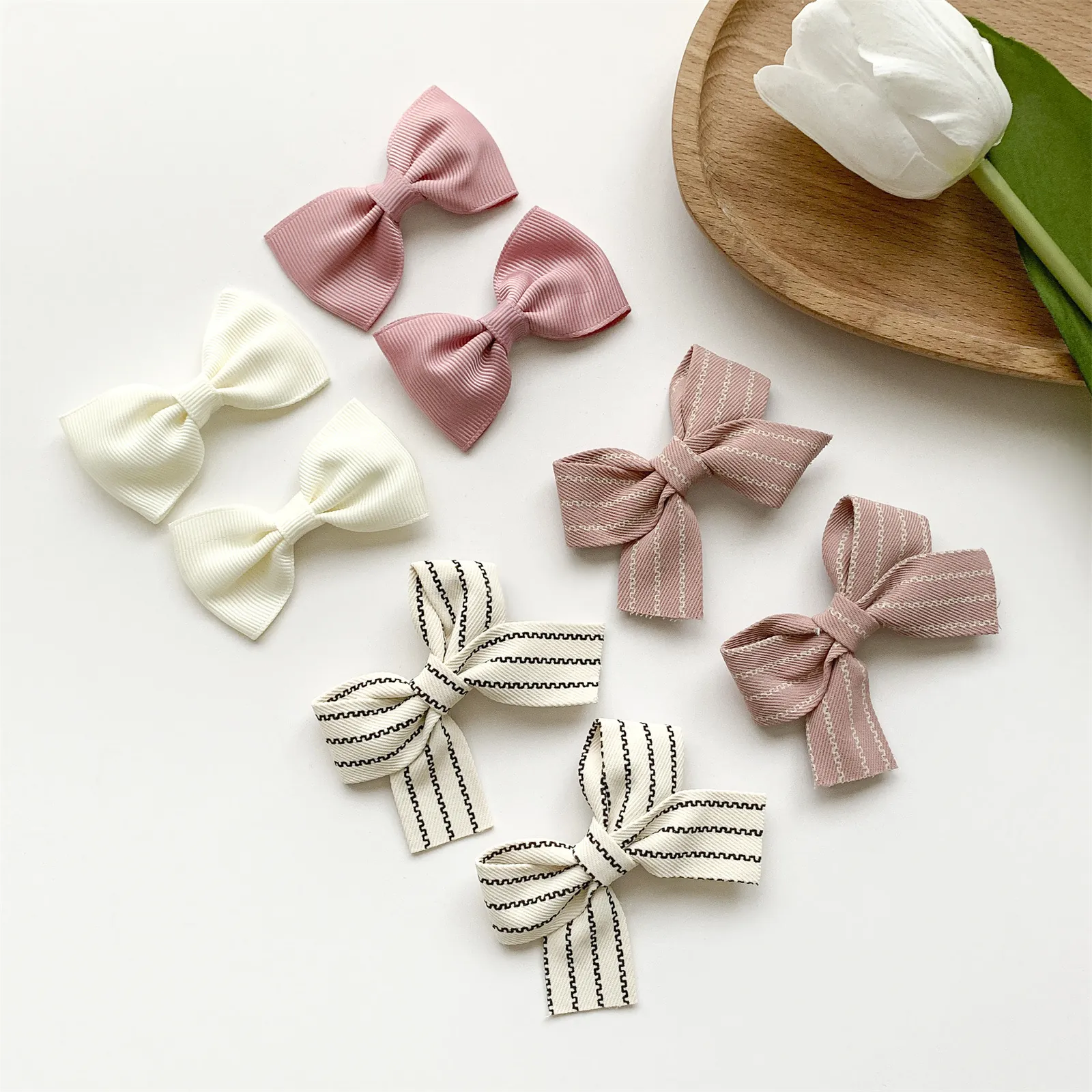 Girls Hair Bow Clips Grosgrain Ribbon Fabric Bowknot Metal Alligator Clips Striped Star Pattern Kids Boutique Hair Accessories