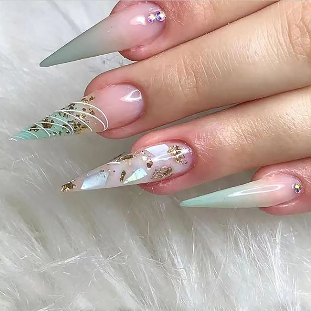Stiletto Aufdrücknägel Lang Ombre Farbverlauf Künstliche Nägel Mit Strasssteinen Und Goldfolie Eleganter Glänzender Stil