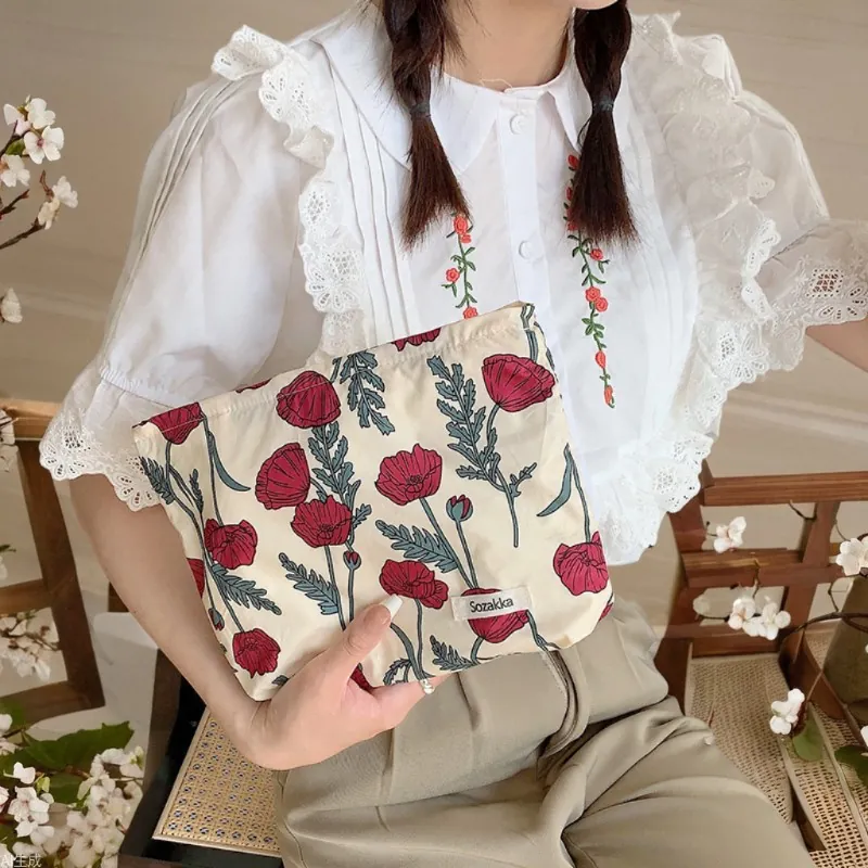 Floral Makeup Bag Cotton Canvas Cosmetic Pouch Portable Travel Storage Bag Zipper Clutch Japanese Style Flower Pattern