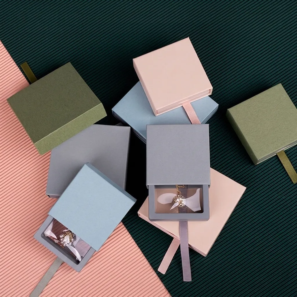 Scatola Imballaggio Gioielli Custodia Espositore Sospensione Carta Cartone Stile Cassetto Pellicola PE Trasparente Nastro