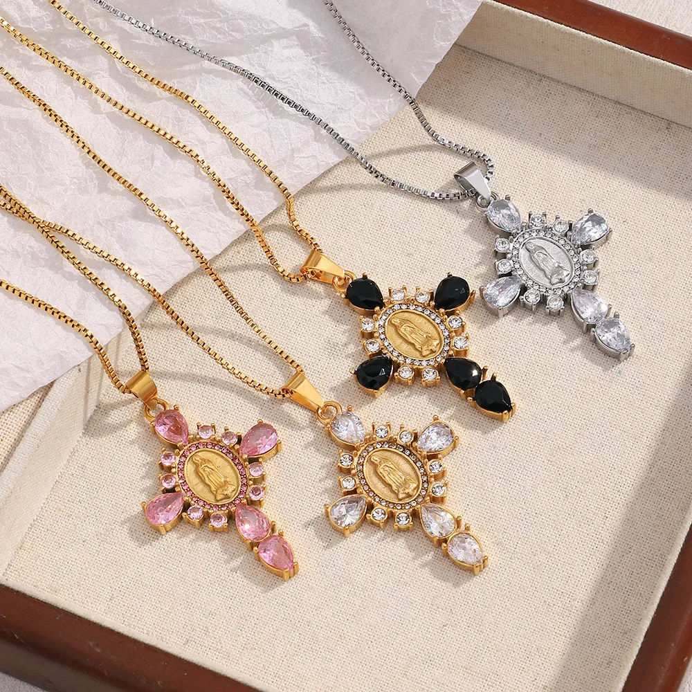 Collier Pendentif Croix Acier Inoxydable Plaqué Or 18K Relief Vierge Marie Incrusté De Zircon Bijoux Hip Hop Religieux Femmes