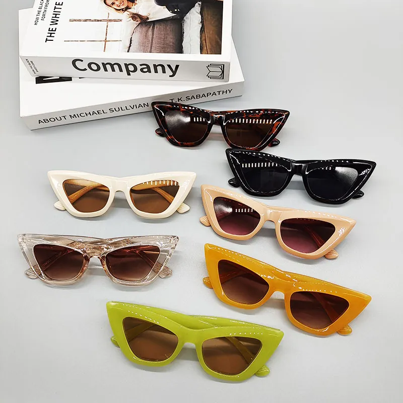 Vintage Cat Eye Sunglasses For Women UV400 Protection PC Frame Resin Lens Retro Fashion Outdoor Travel Shades