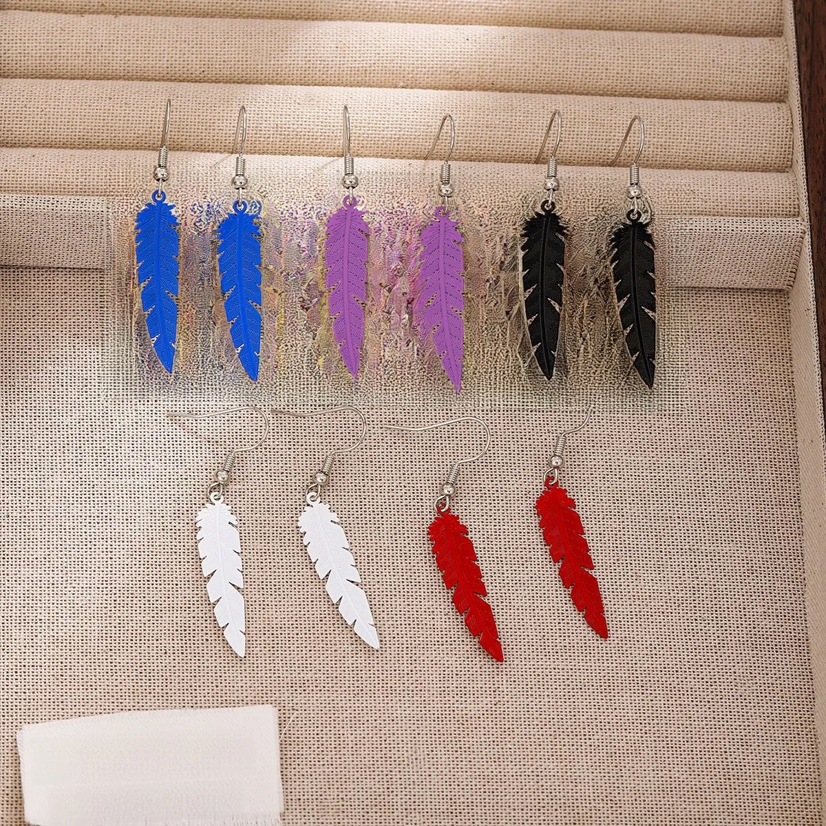 Retro Bohemian Feather Dangle Earrings For Women Lightweight Copper Ethnic Style Painted Tassel Drop Earrings Jewelry