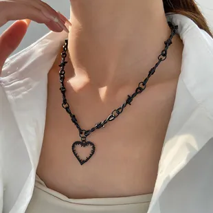 Punk Stacheldraht Herz Anhänger Halskette Goth Harajuku Stil Hip Hop Altsilber Schwarz Dorn Herz Choker Für Damen Herren Schmuck