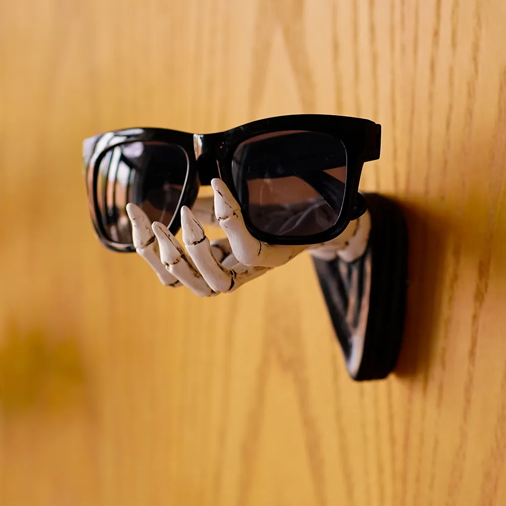 Skeleton Hand Wall Hook Resin Skull Bone Decorative Hanger For Keys Jewelry Glasses Gothic Halloween Home Decor