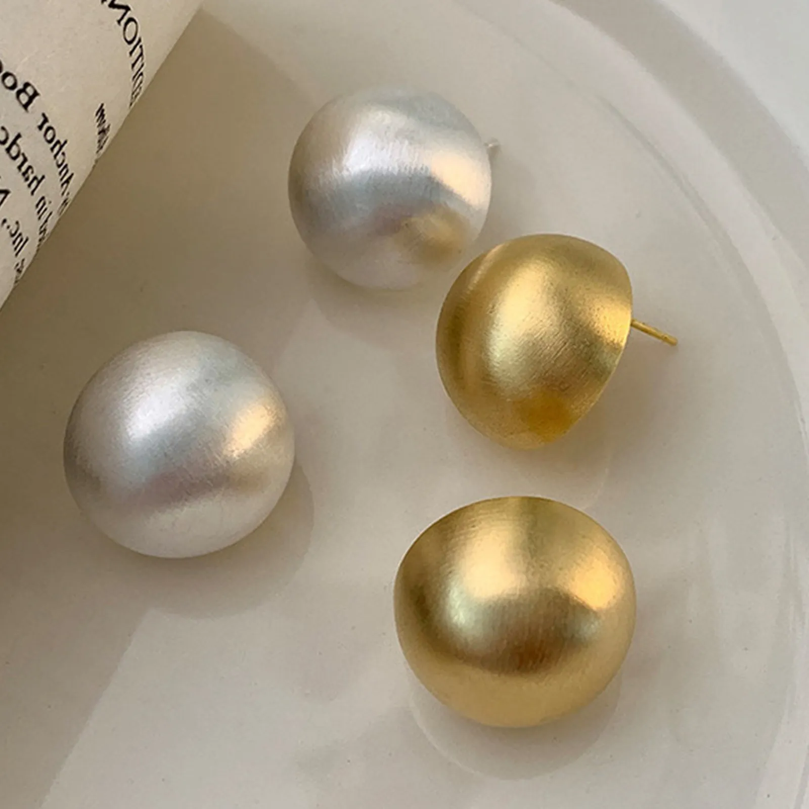 Matte Metal Stud Earrings For Women Vintage Minimalist Geometric Dome Ball Earring With Stainless Steel Post Gold Silver Frosted Jewelry