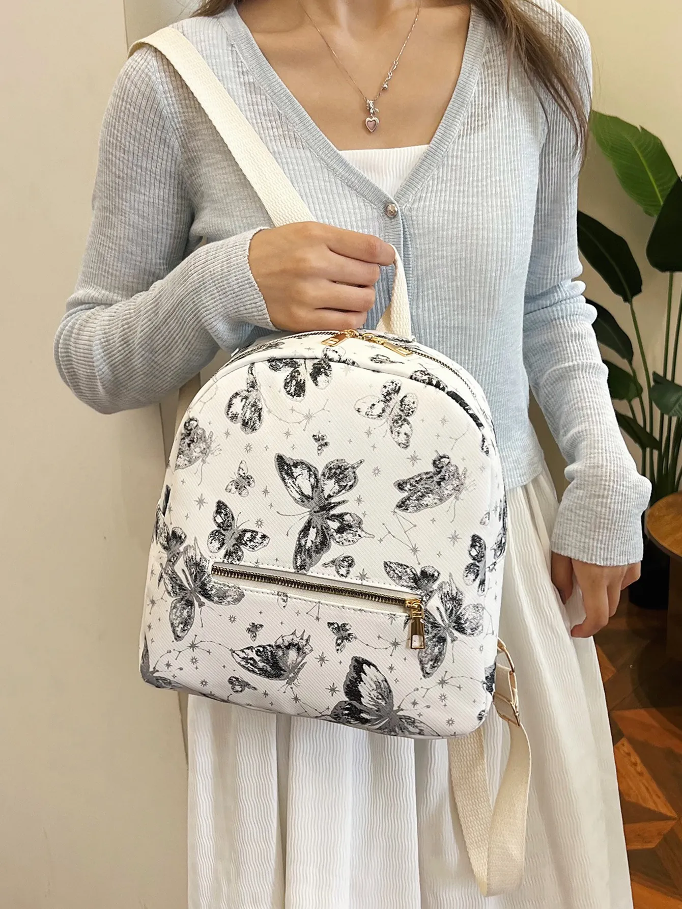 Butterfly Print Women Fashion Backpack PU Leather Star Constellation Pattern Gold Zipper Small Casual Travel Bag