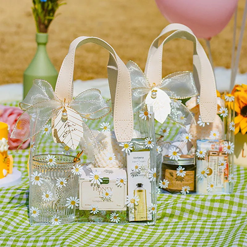 Transparent PVC Gift Bags Daisy Floral Star Print Portable Handbags PU Leather Handles Ribbon Bow For Birthday Party