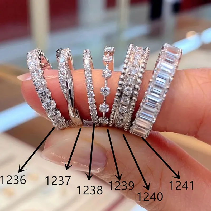 Eternity Band Ring Kupfer Zirkonia Gedreht Baguette Rundschliff Funkelnd Elegant Mode Schmuck Für Damen