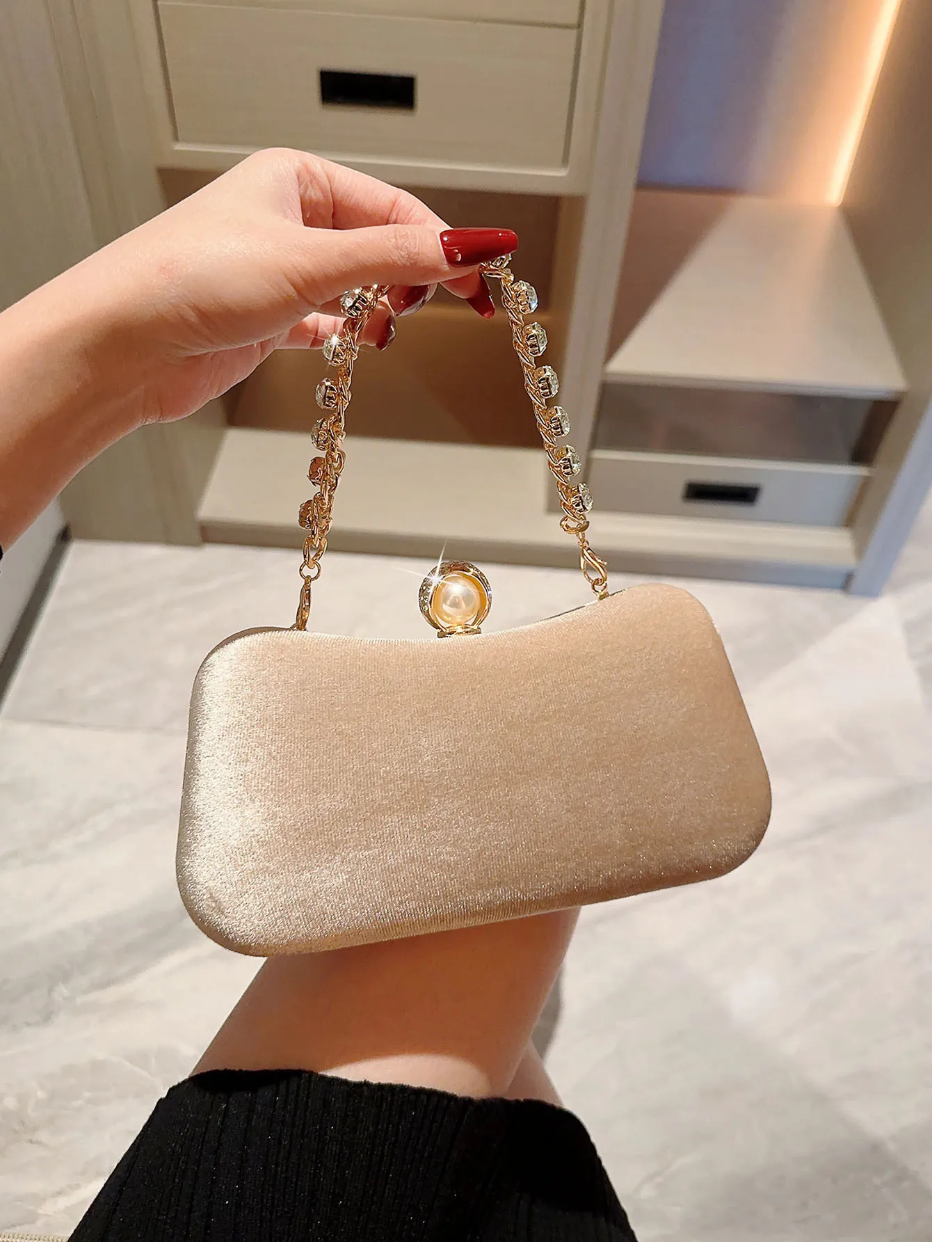Elegante Bolso De Mano De Terciopelo Para Noche Con Cierre De Perla Artificial Y Cadena De Diamantes Para Fiesta Boda Eventos Formales Oro Champaña