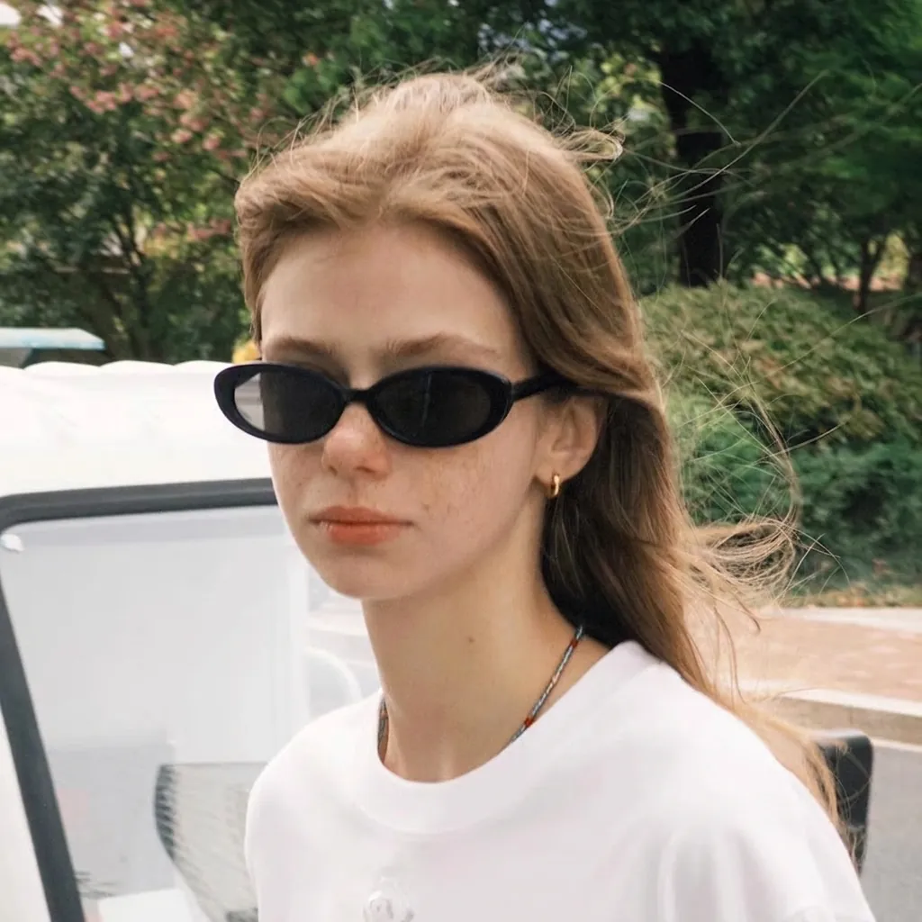 Vintage Oval Sunglasses Small Frame PC UV400 Protection Outdoor Streetwear Fashionable Eyewear