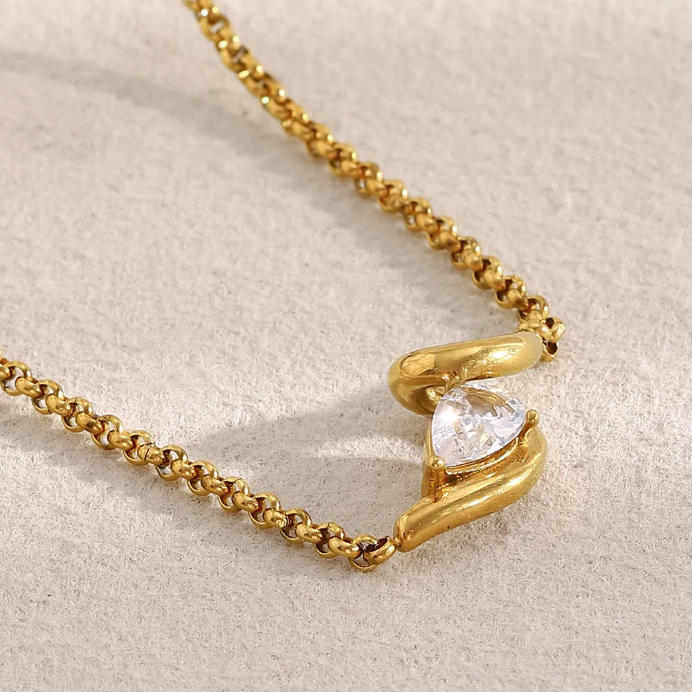 Water Drop Zircon Artificial Pearl Pendant Necklace 18K Gold Plated Stainless Steel Niche Design Elegant Fashionable Jewelry For Women