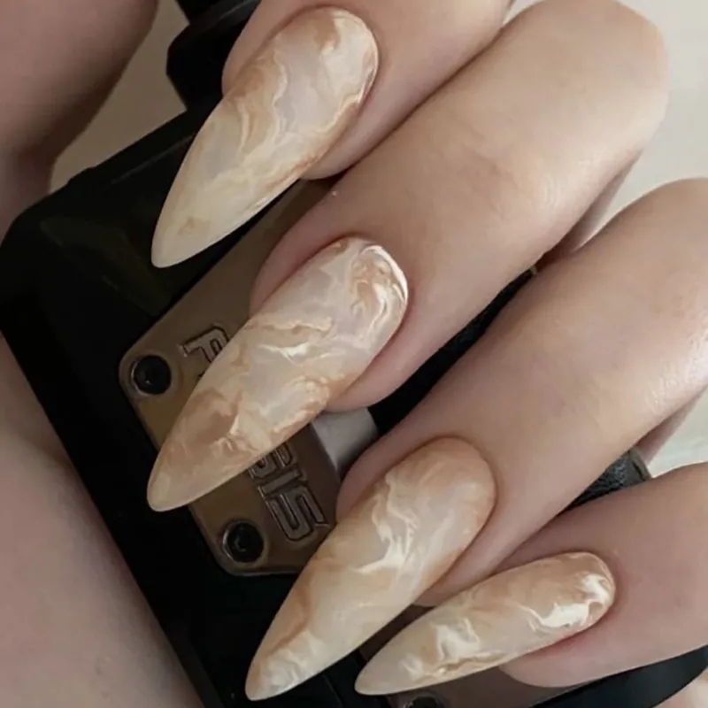 Faux Ongles À Presser Stiletto Long Motif Marbre Rose Nude Brillant Minimaliste Pour Femmes