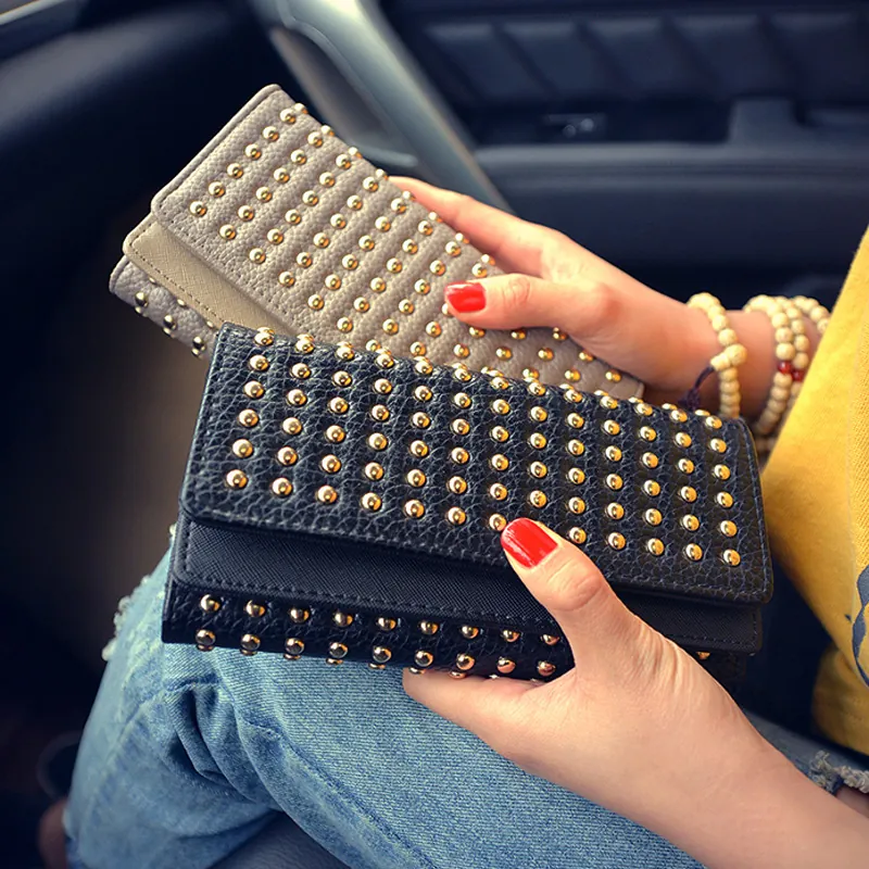 Portafoglio Lungo Donna Pochette Pelle PU Borchie Oro Pieghevole Molti Slot Carte Tasca Cellulare Trama Lychee Punk Moda