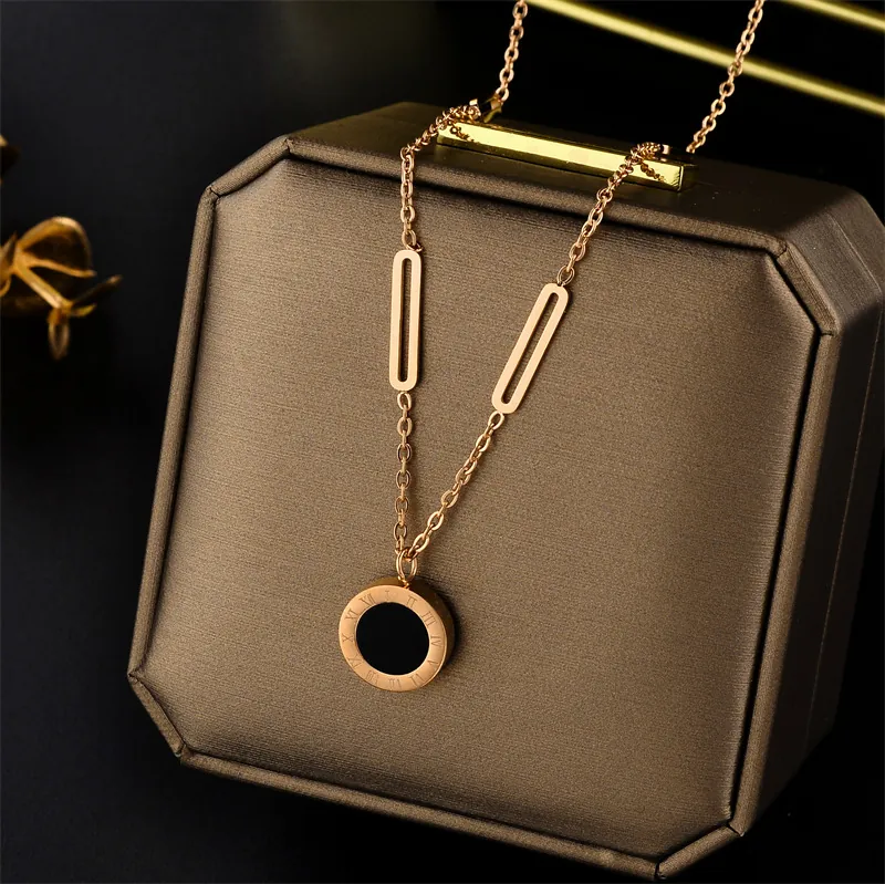 Roman Numeral Round Pendant Necklace Titanium Steel Rose Gold Black White Inlay Minimalist Fashion Jewelry For Women